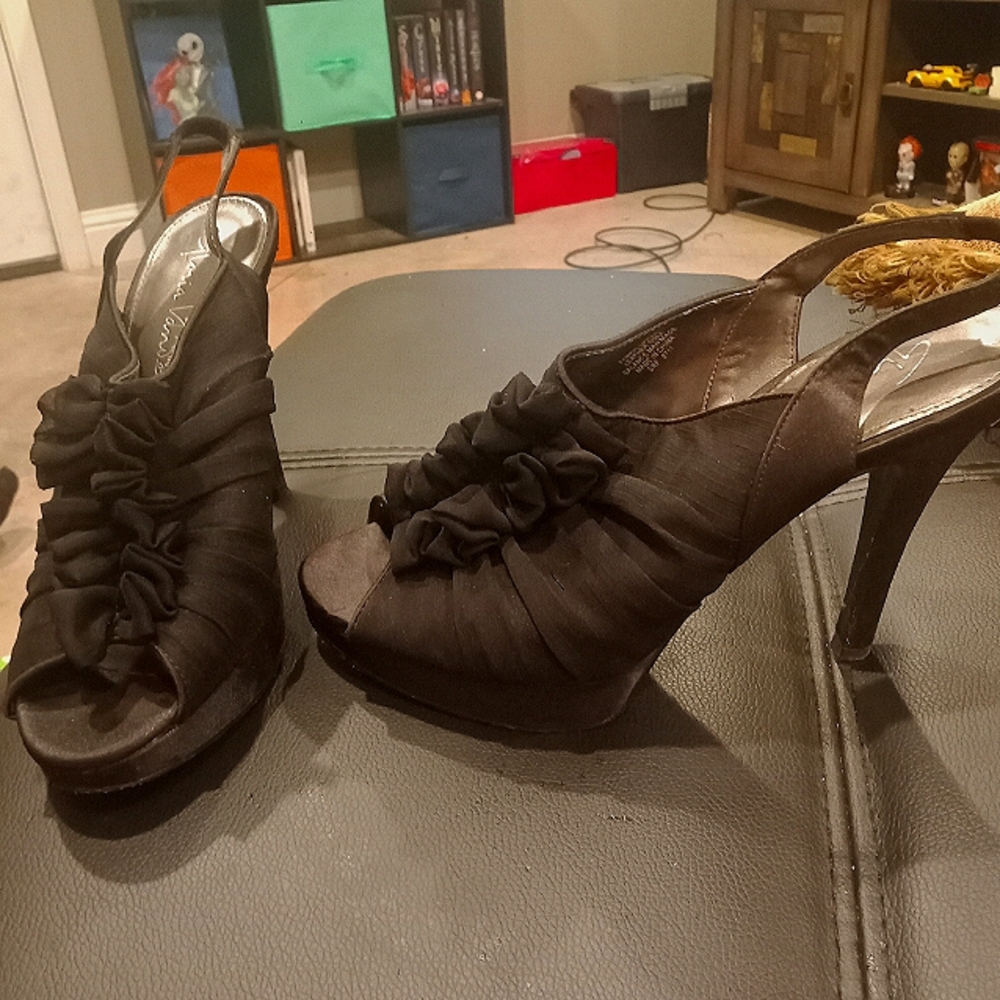 Cute black heels